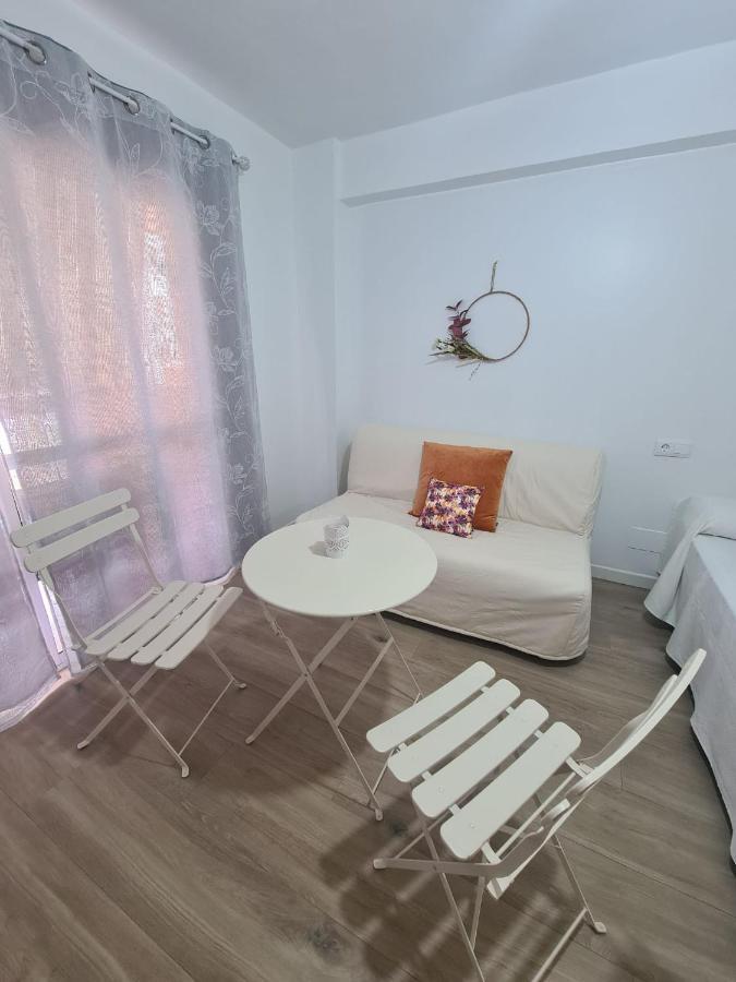 Estudio Torre Del Mar Buitenkant foto