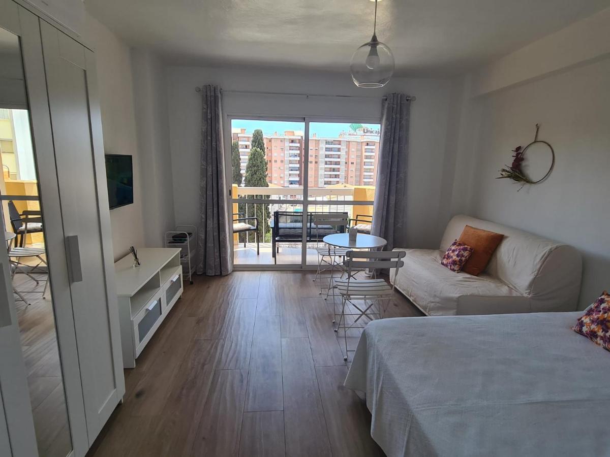 Estudio Torre Del Mar Buitenkant foto